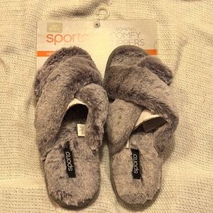 Womens slippers